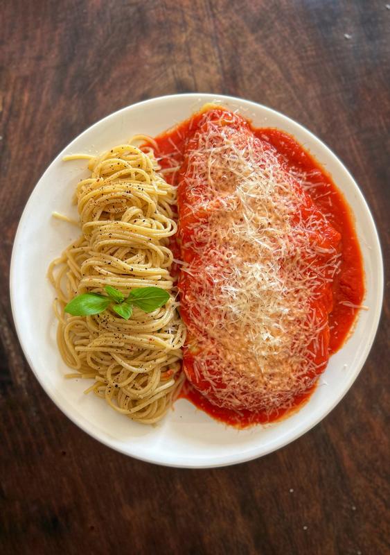Espaguete ao molho com parmegiana quentinha M (n° 8)